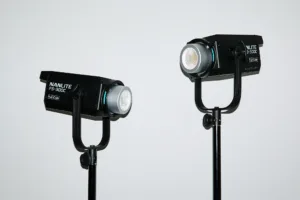 Paid equipment options at JG Studio, Shibuya. A two-light set of NANLITE FS-300C RGB LEDs mounted on light stands.